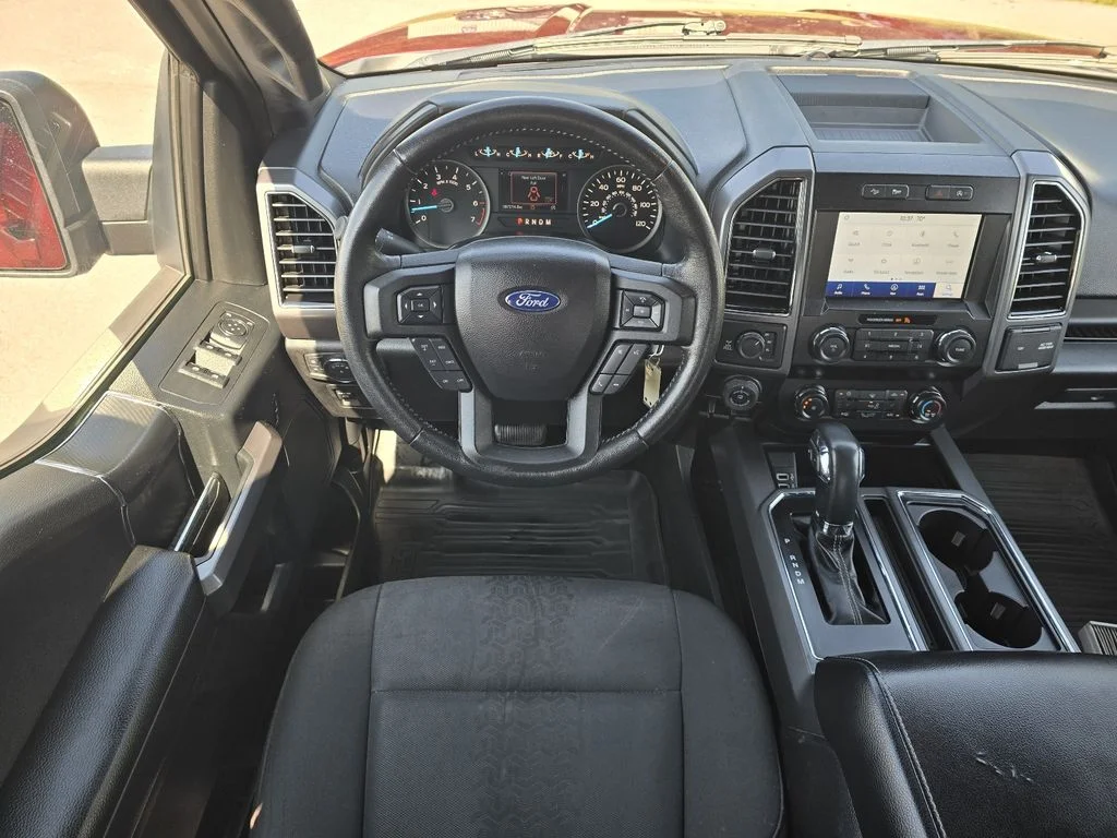 Used 2019 Ruby Red Metallic Tinted Clearcoat Ford XLT image 16