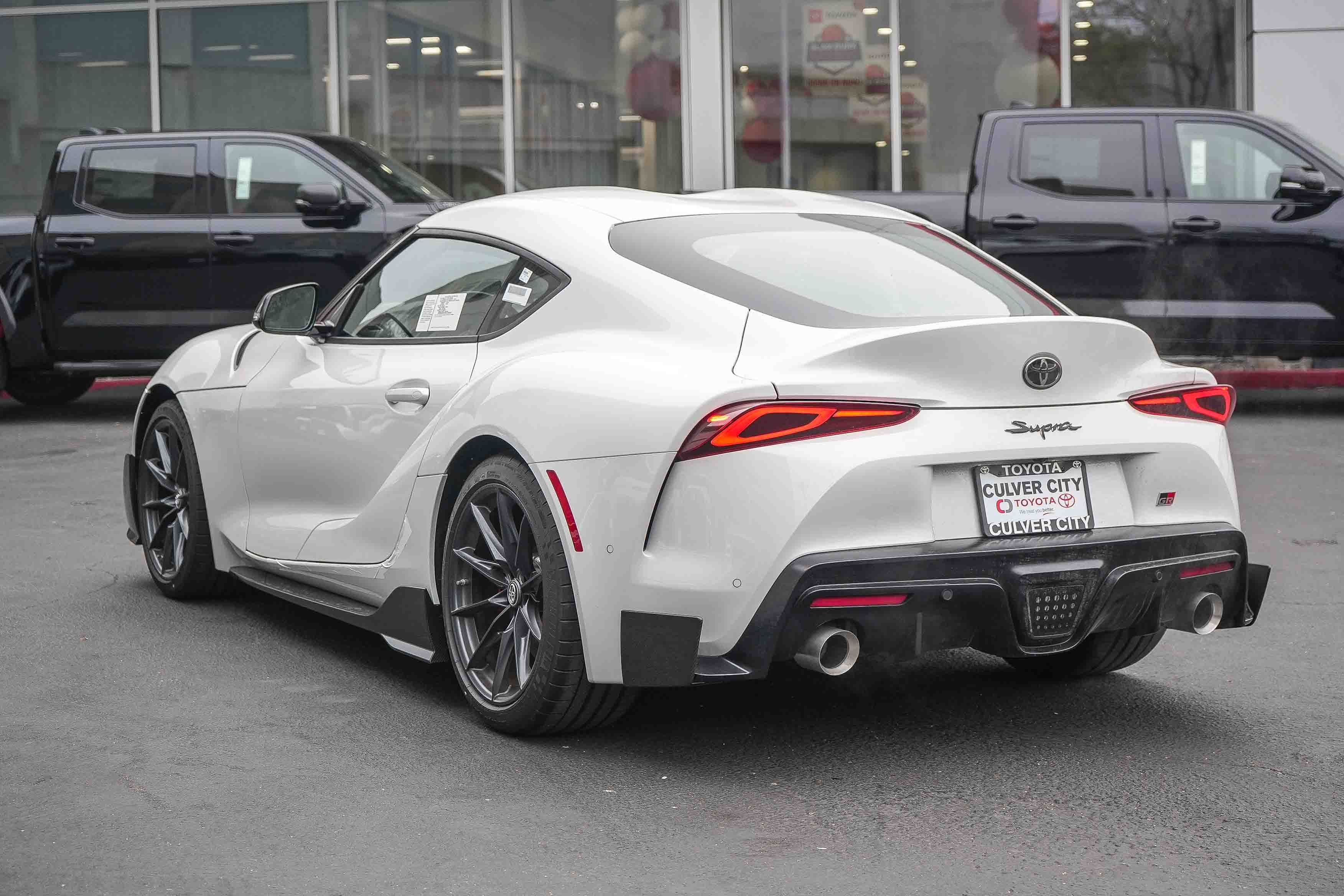 2026 Toyota Supra Premium - Photo 8