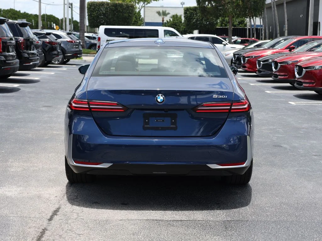 2026 BMW 5 Series 530i - Photo 6