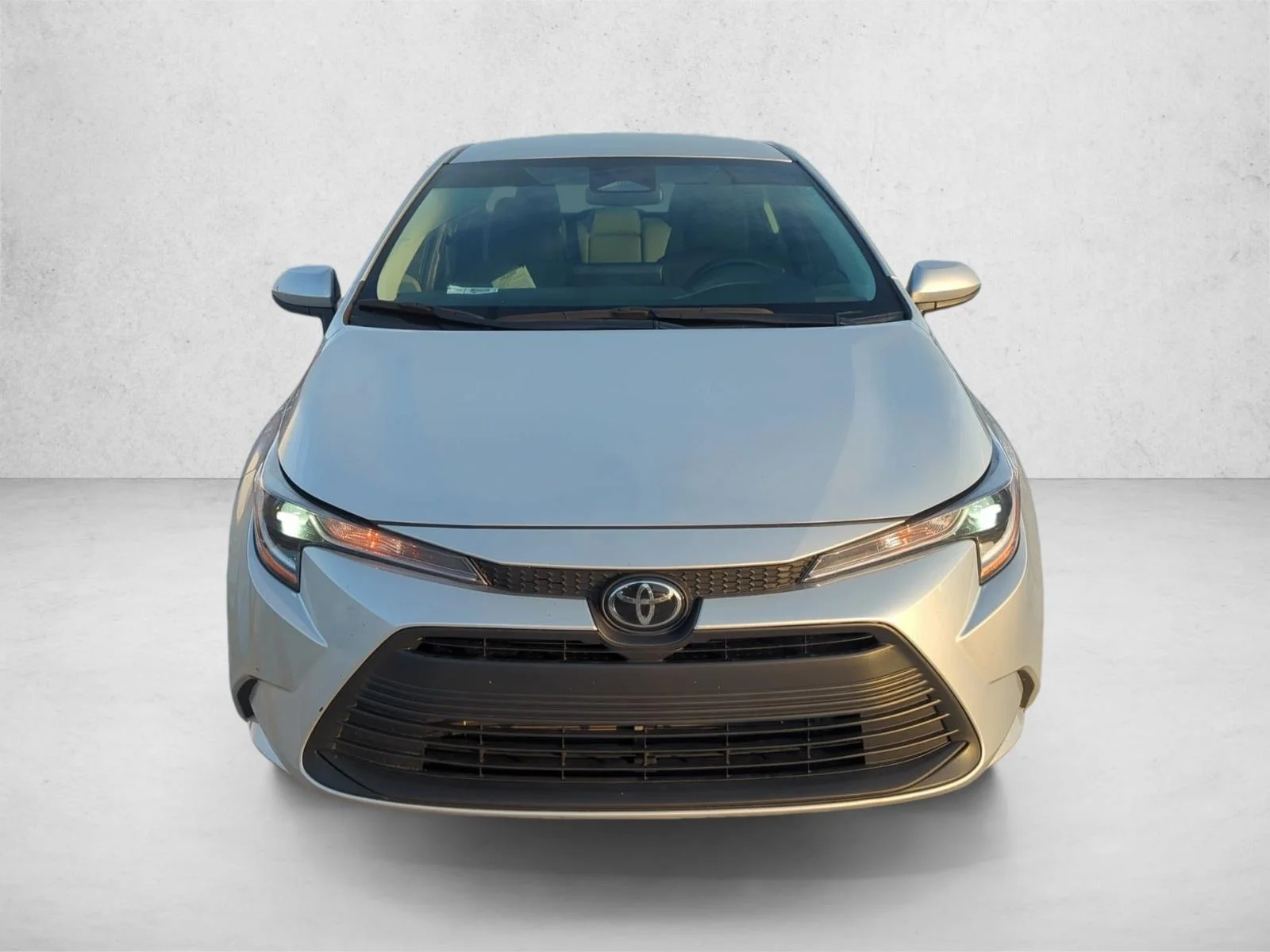 Used 2025 Classic Silver Metallic Toyota LE image 3