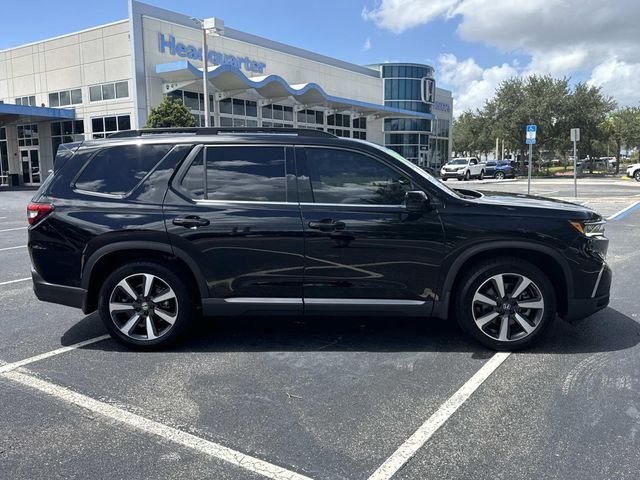 Used 2024 Black Honda Touring image 3