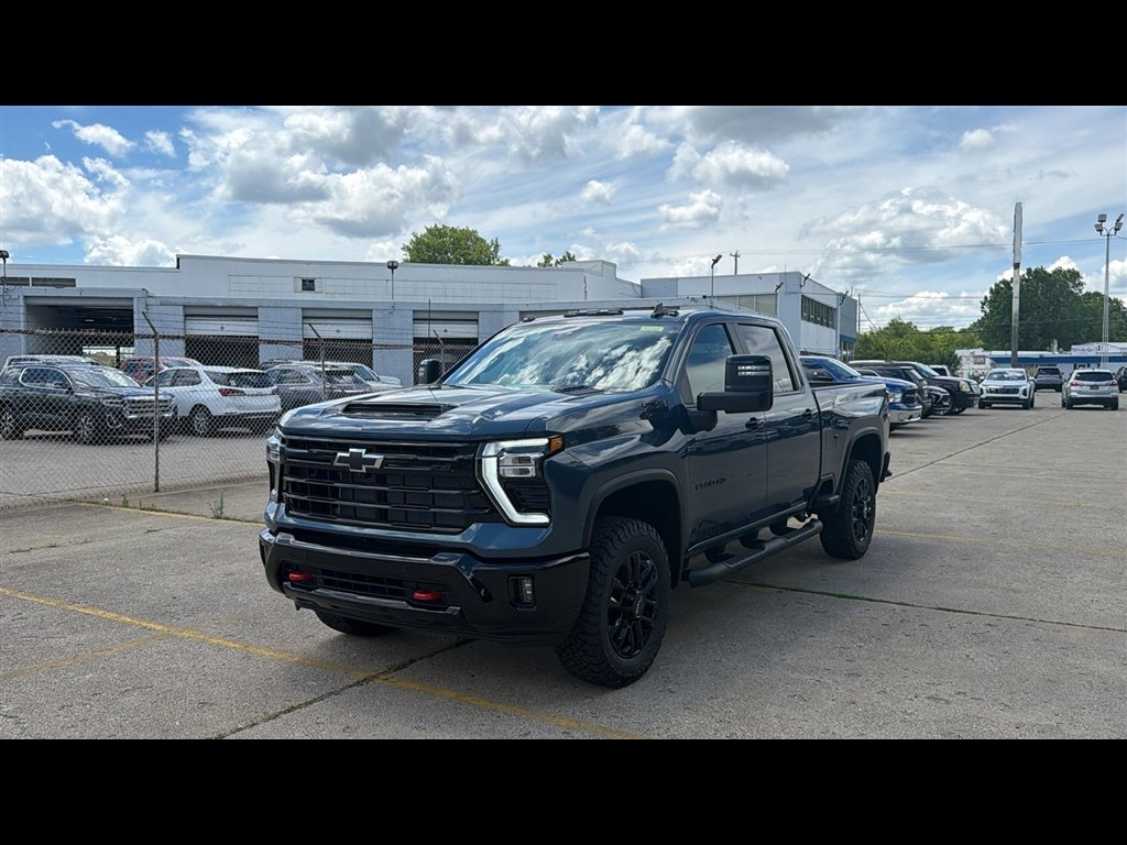 New 2026 Lakeshore Blue Metallic Chevrolet LT image 2