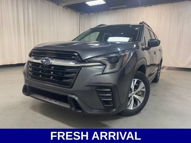 Used 2025 Magnetite Gray Metallic Subaru Premium image 10