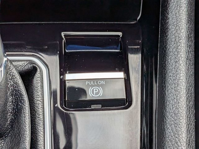 Used 2024 White Jeep Limited image 21