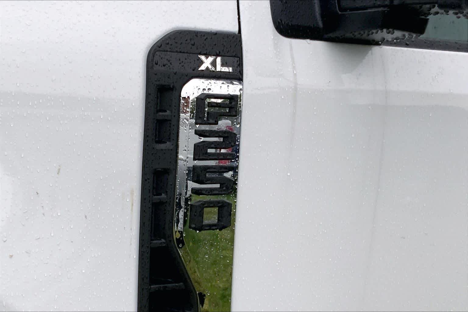 New 2026 Oxford White Ford F-250® XL image 14