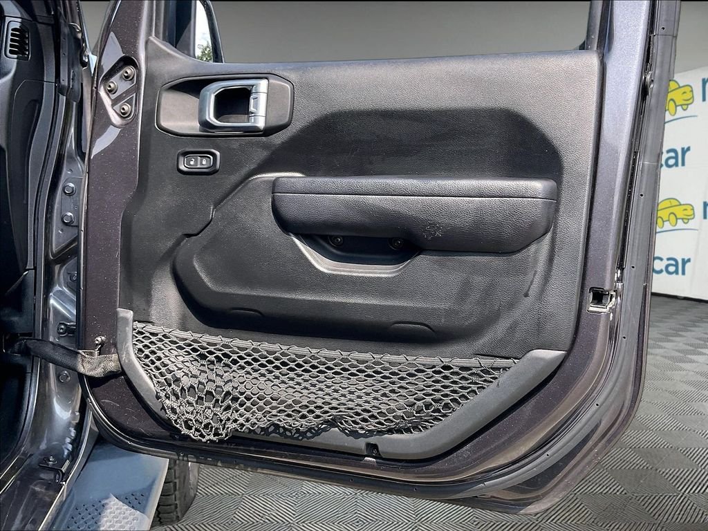 Used 2021 Granite Crystal Metallic Clearcoat Jeep Unlimited Sport S image 11