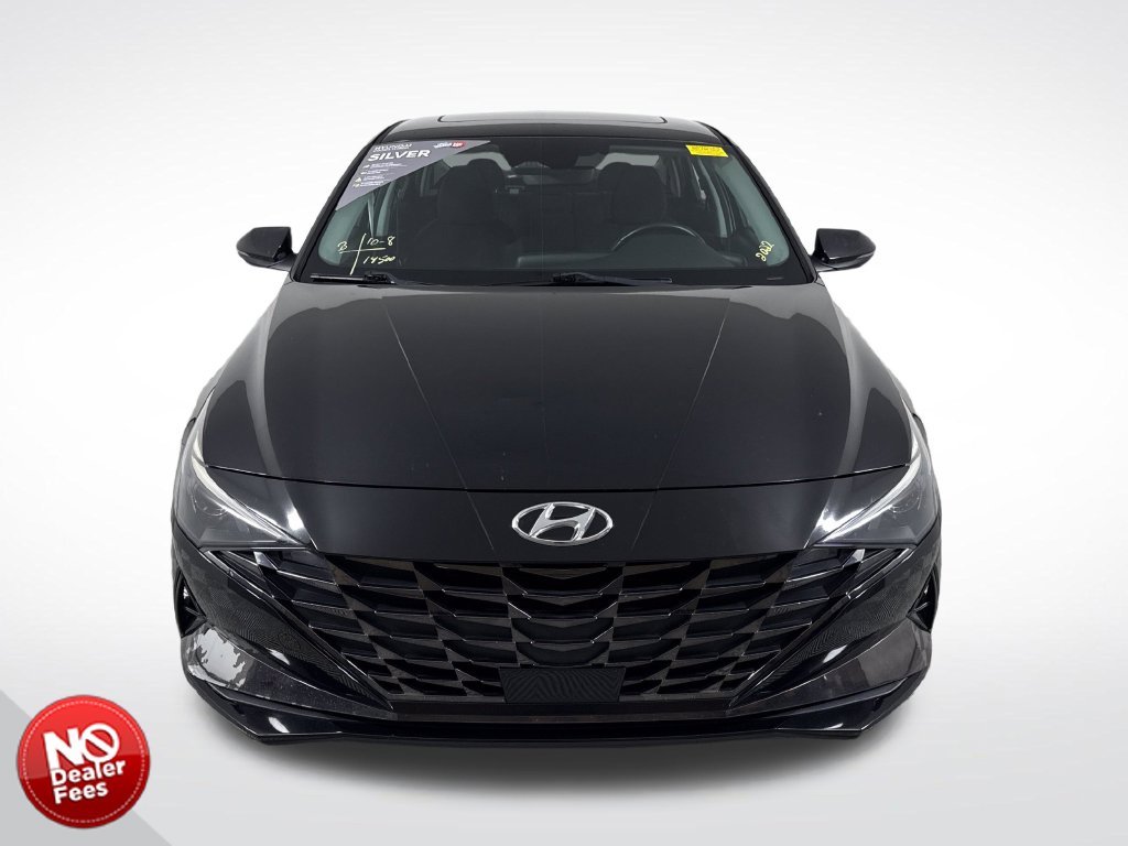 Used 2022 Black Hyundai SEL image 9