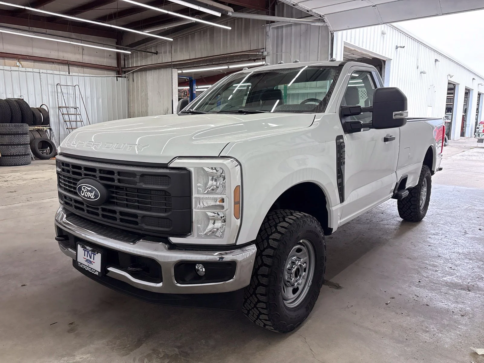 New 2027 Oxford White Ford F-250® XL image 4