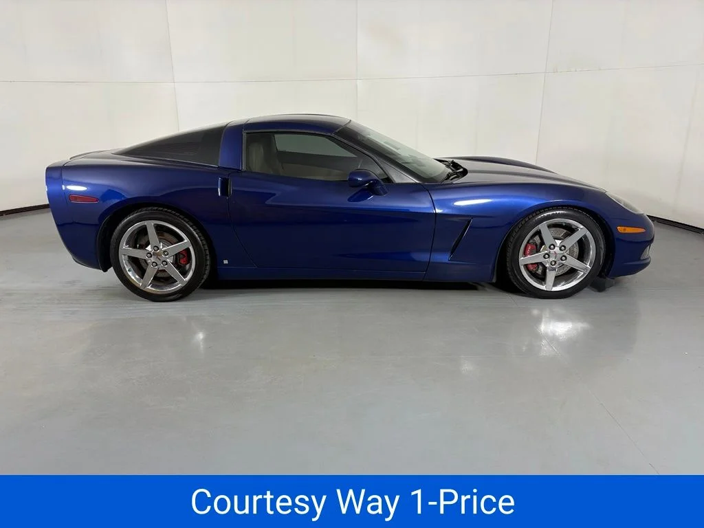 Used 2007 Blue Chevrolet Base image 12