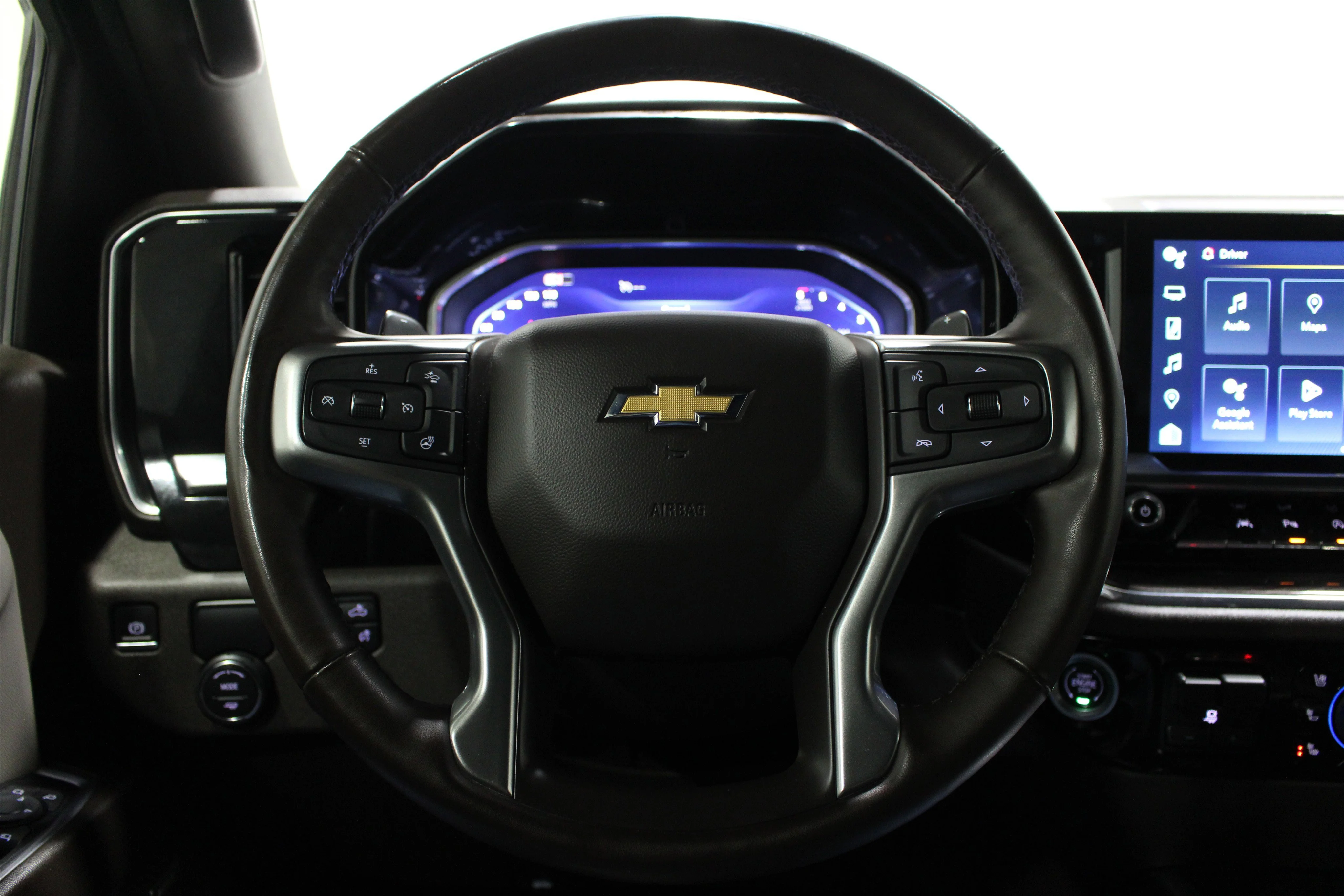 2024 Chevrolet Silverado 1500 LTZ - Photo 11