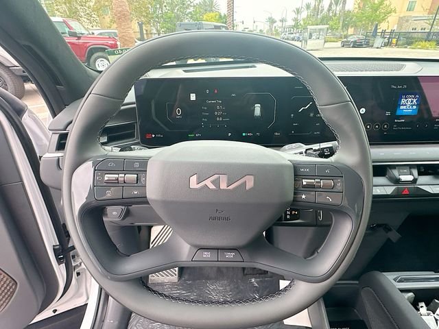 New 2026 Glacial White Pearl / Black Ro Kia GT-Line AWD image 11