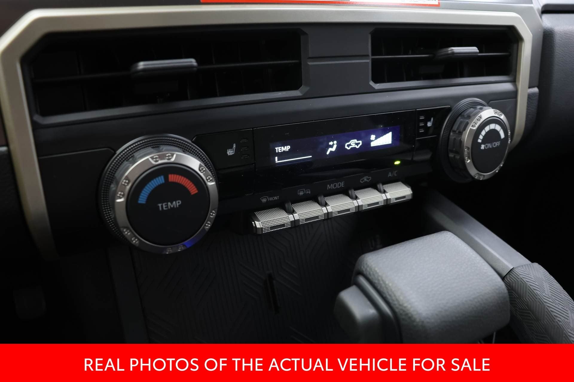 2025 Toyota Tacoma SR5 - Photo 6