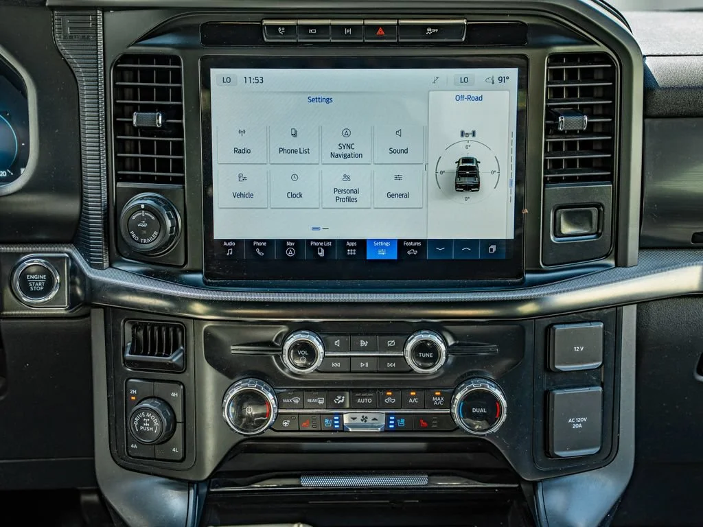 Used 2024 Agate Black Metallic Ford Lariat image 29