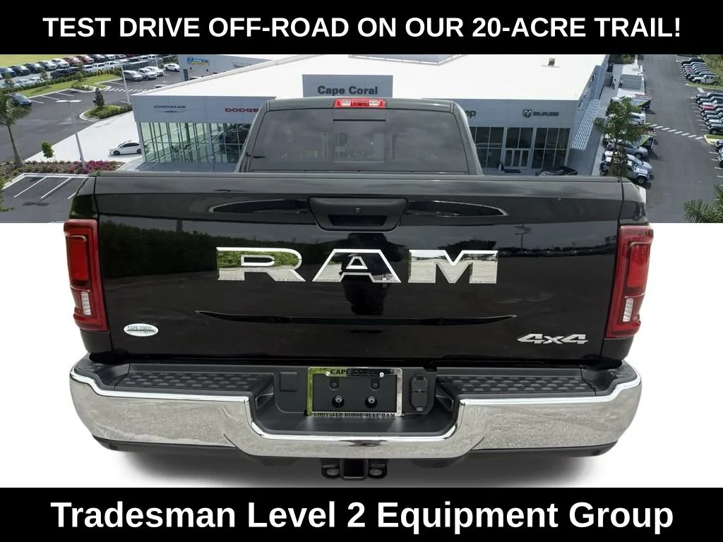 New 2026 Diamond Black Crystal Pearl-Coat Exterior Paint RAM Tradesman image 5