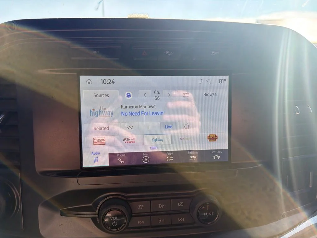 Used 2021 Blue Ford XL image 13