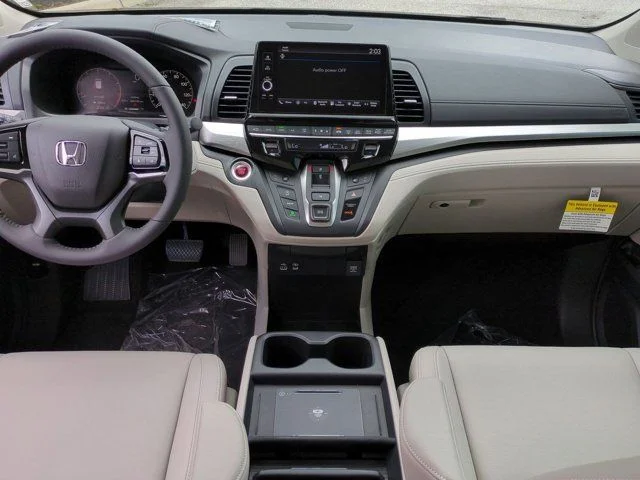 2026 Honda Odyssey EX-L - Photo 13