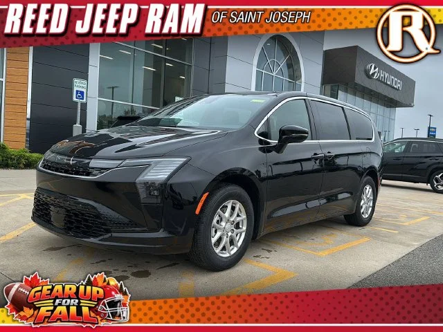 2027 Chrysler Pacifica Select