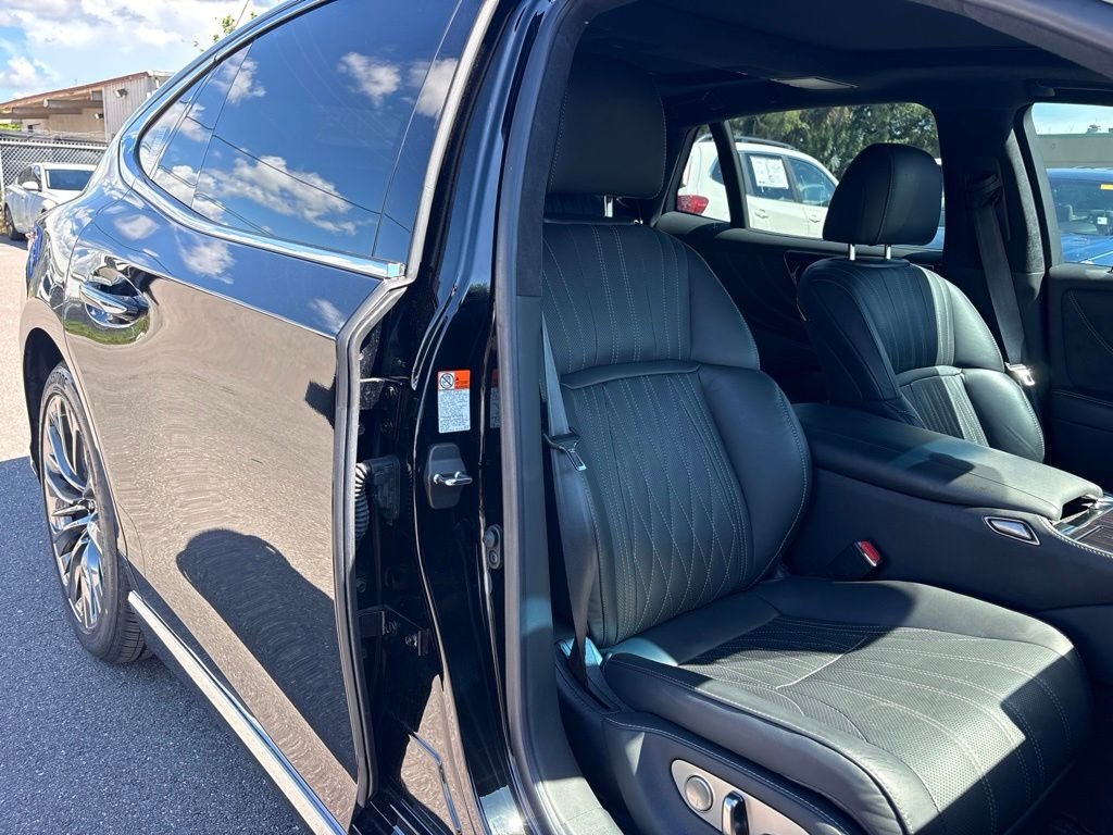 Used 2023 Black Lexus 500 Base image 19