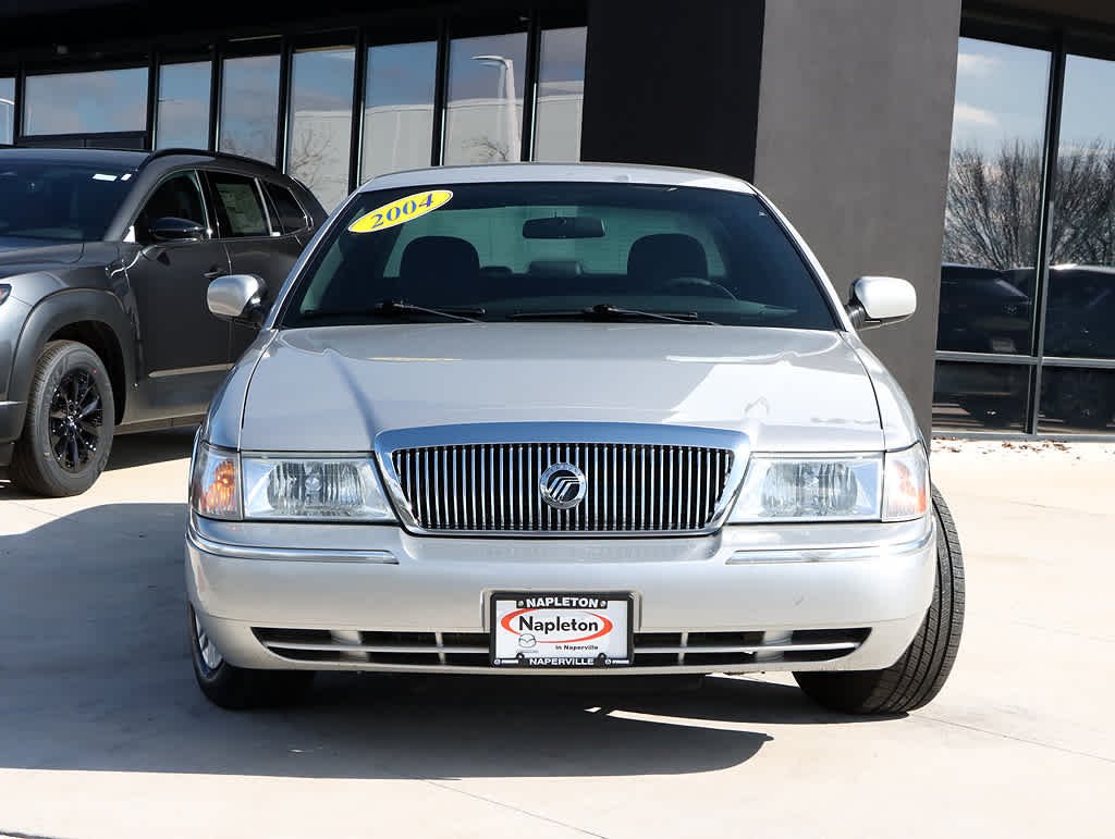 Used 2004 Mercury Grand Marquis GS with VIN 2MEFM74W24X644577 for sale in Naperville, IL