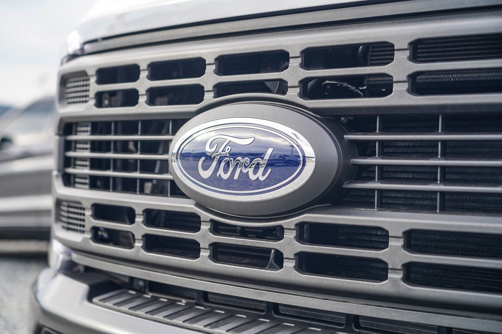 New 2026 Oxford White Ford F-350® XL image 3