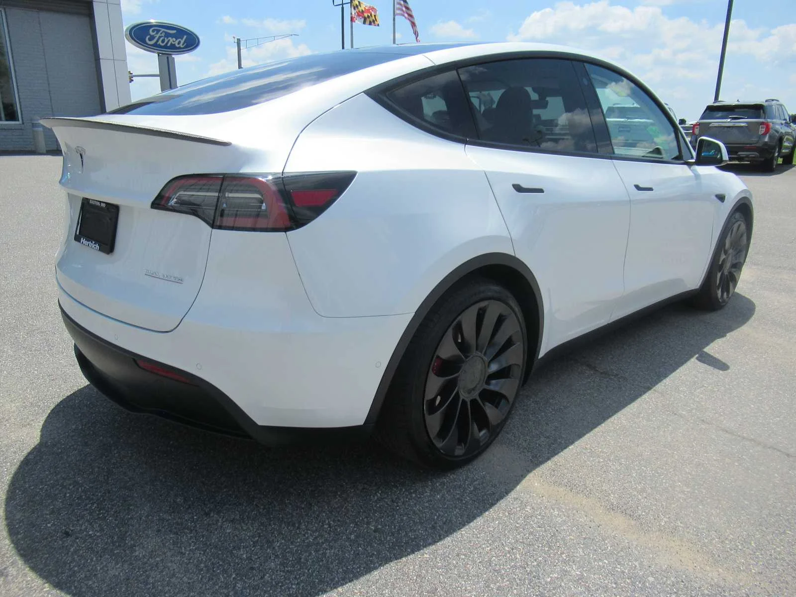 Used 2022 Pearl White Multi-Coat Tesla Performance image 5