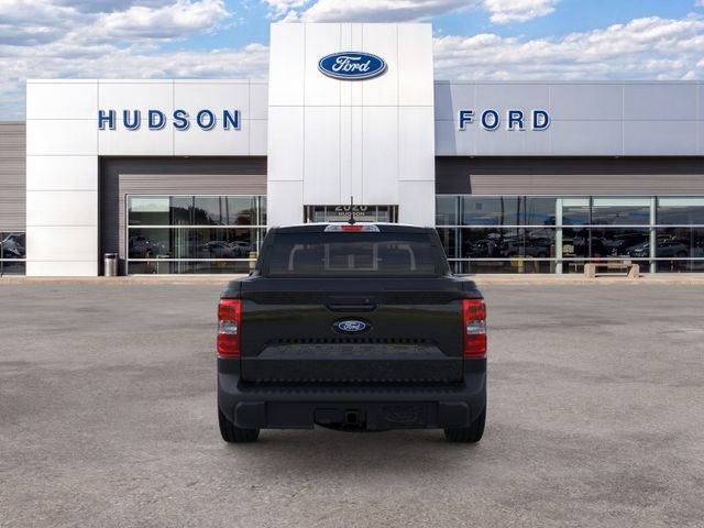 New 2026 Shadow Black Ford XLT image 5