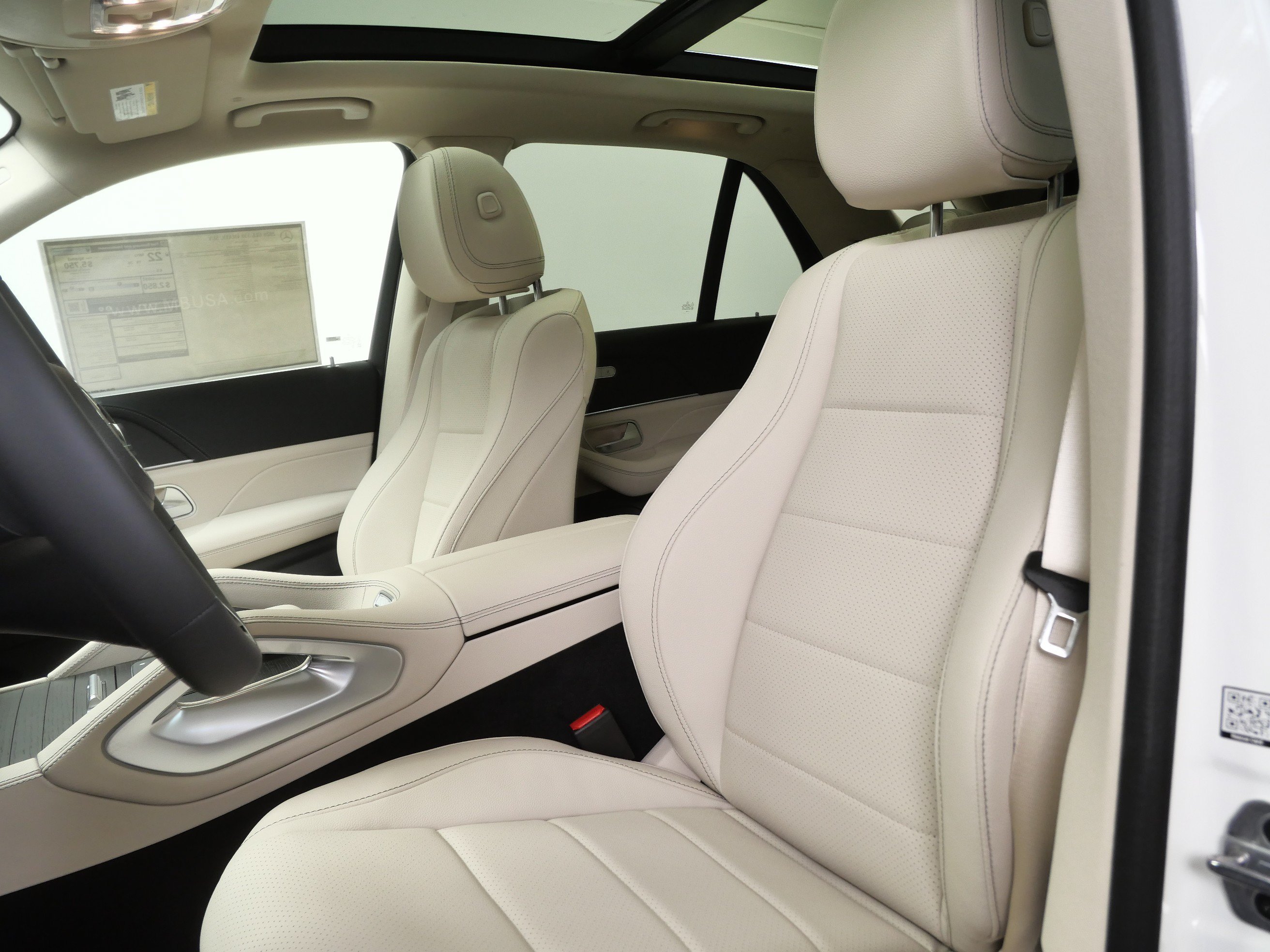 New 2026 Polar White Mercedes-Benz GLE 350 image 8