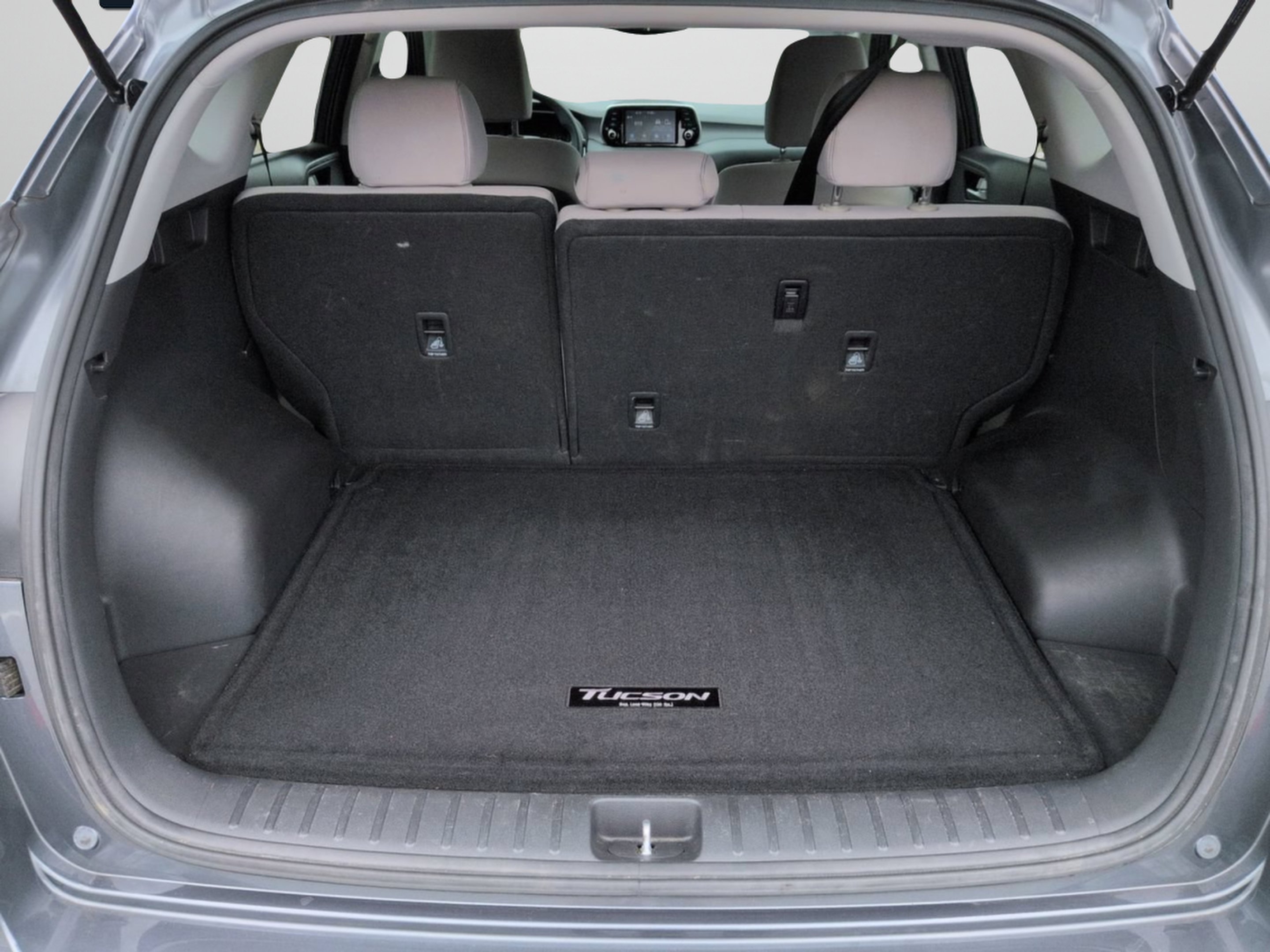 Used 2019 Coliseum Gray Hyundai SEL image 14