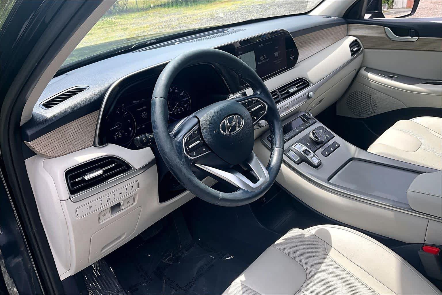 Used 2021 Moonlight Cloud Hyundai SEL image 18
