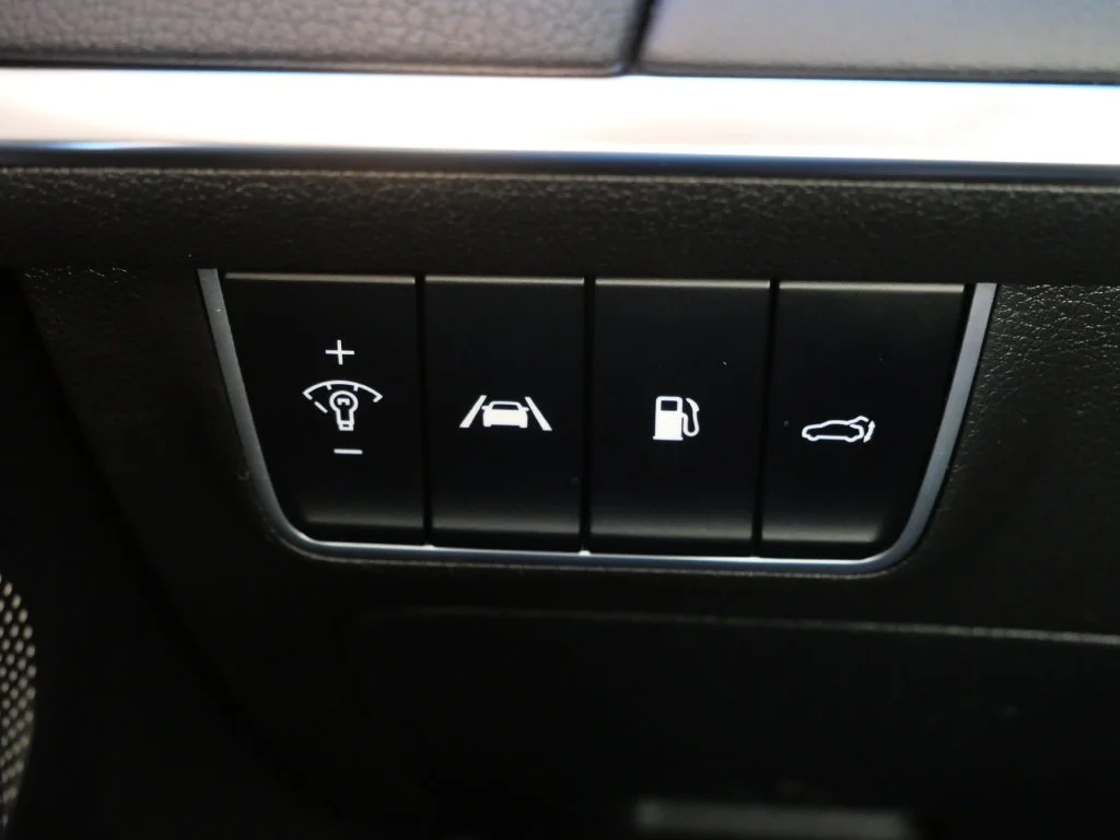 Used 2022 Red Kia GT2 image 23