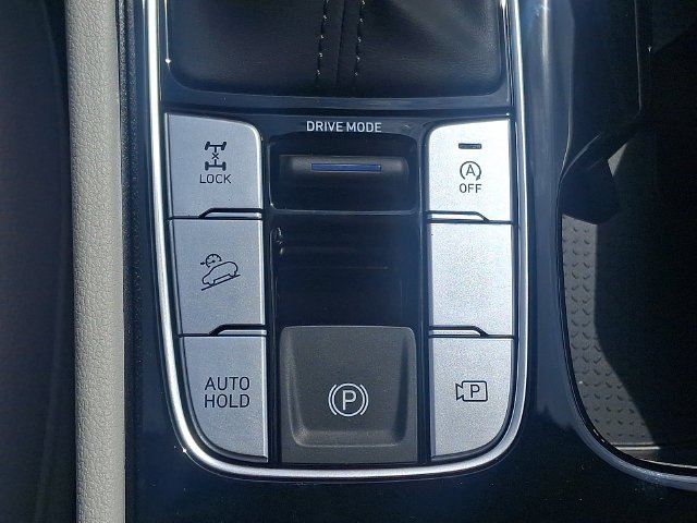 New 2026 Silver Hyundai SEL Plus image 17