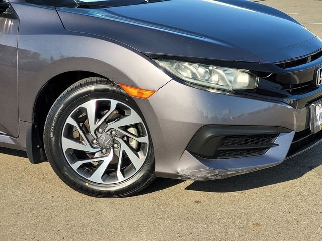 Used 2016  Honda EX image 9