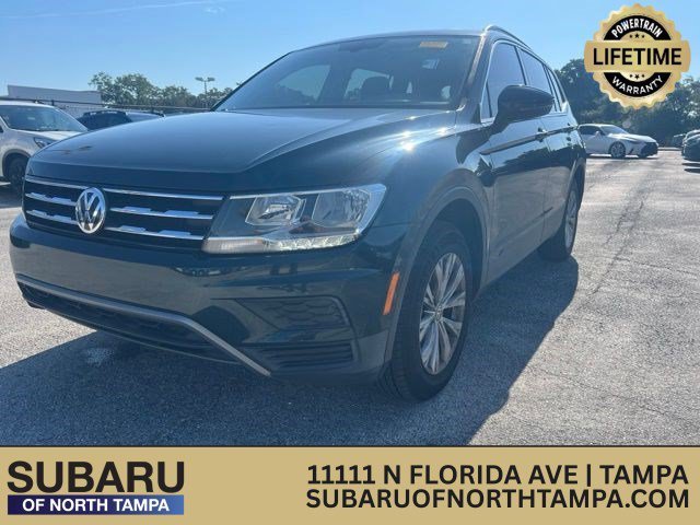 Used 2019 Moss Green Volkswagen SE image 1