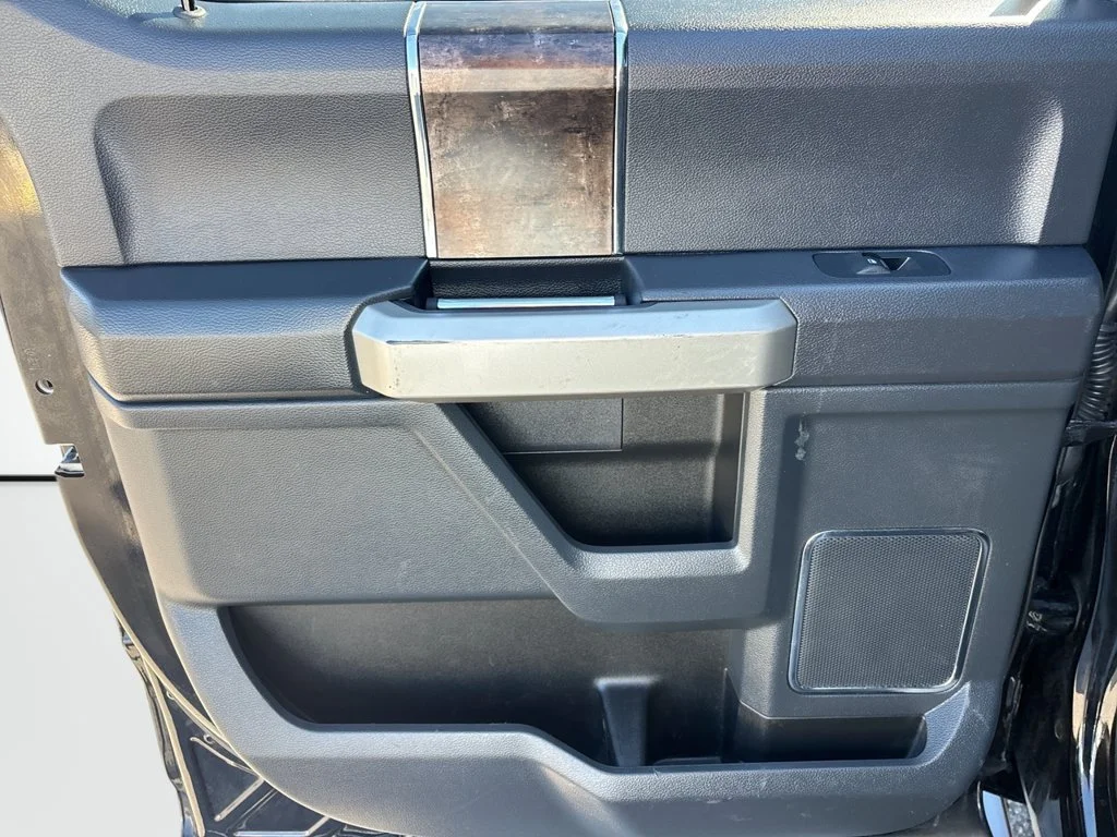 Used 2022 Black Ford Lariat image 19