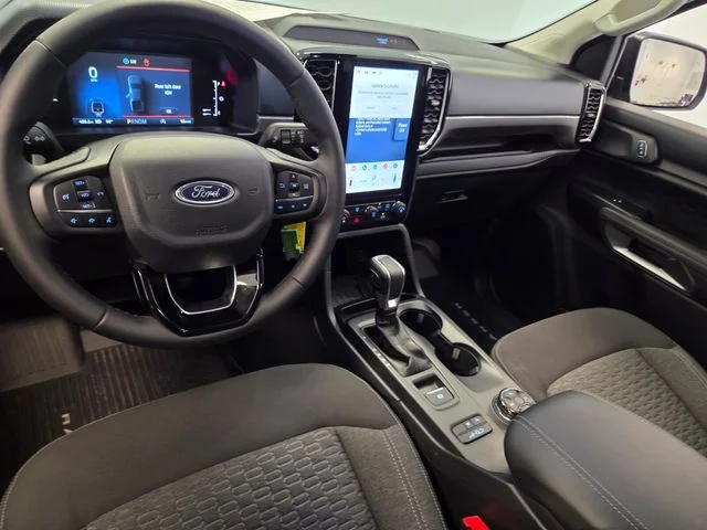 Used 2025 Black Ford XLT image 14