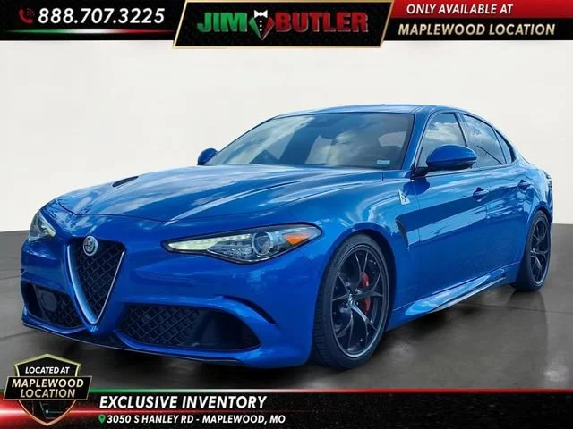 Used 2018  Alfa Romeo  image 1