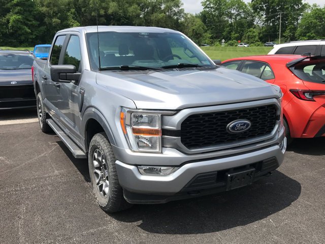 Used 2021 Iconic Silver Metallic Ford XL image 1