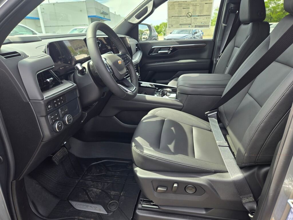 New 2026 Sterling Gray Metallic Chevrolet LT image 19