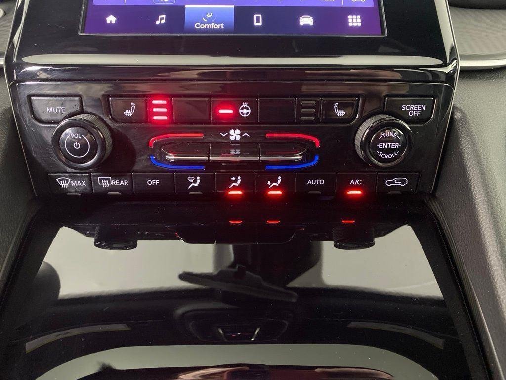 2025 Jeep Grand Cherokee Laredo - Photo 23