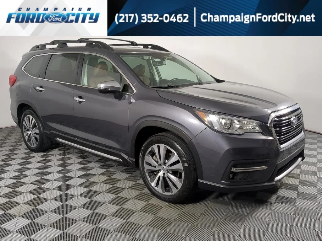 2022 Subaru Ascent Touring's photo