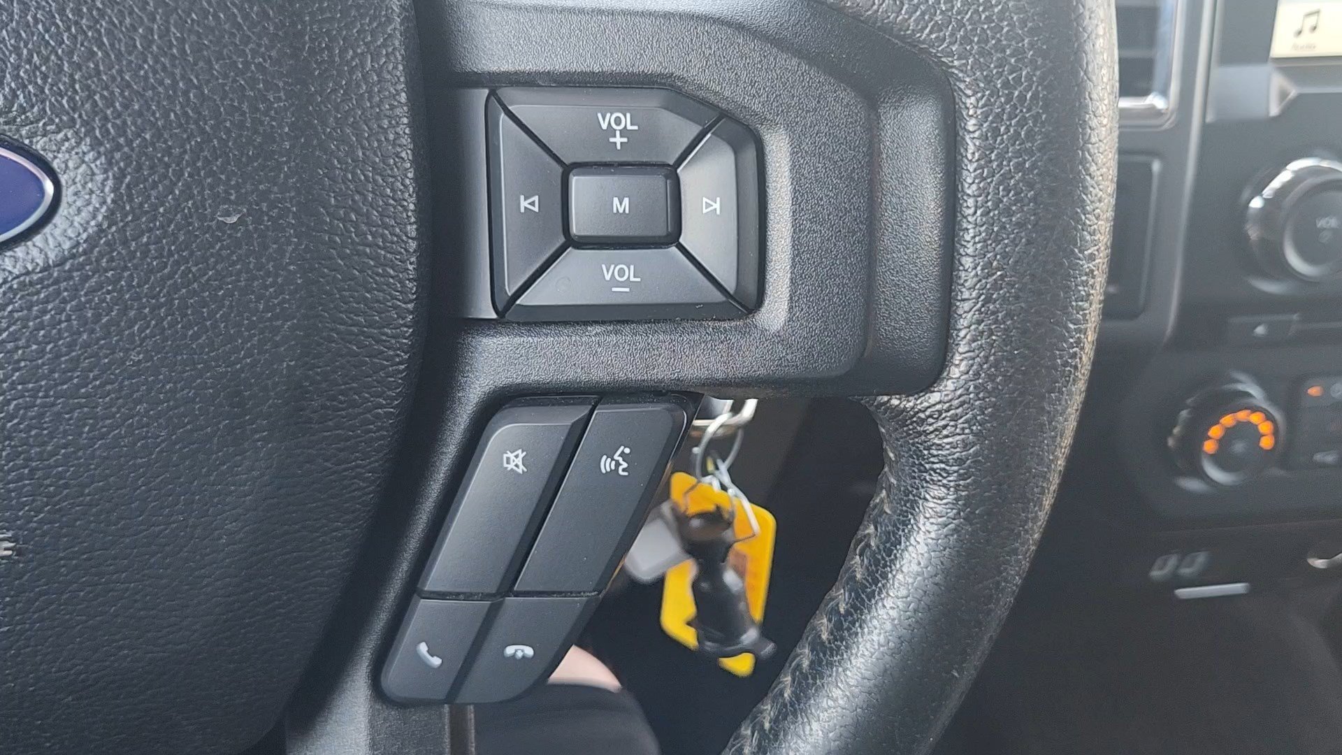 Used 2016 Blue Ford XLT image 12