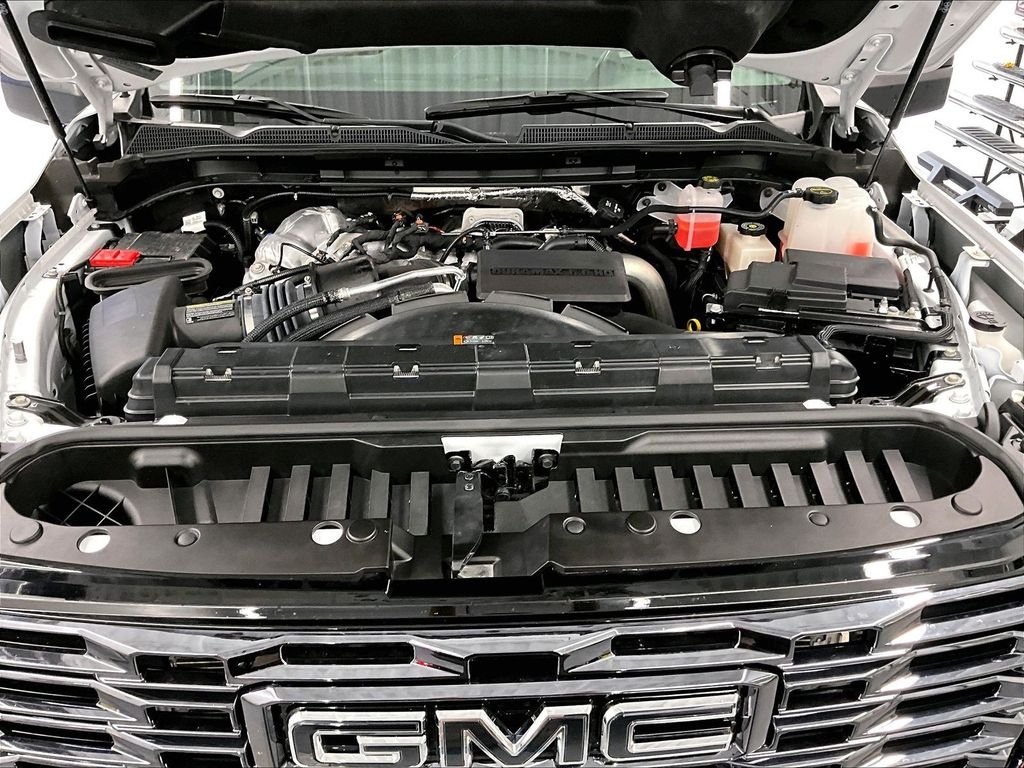 Used 2025 Summit White GMC Denali Ultimate image 29