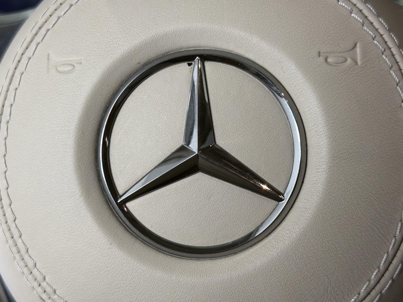 Used 2020 White Mercedes-Benz S 560 image 25