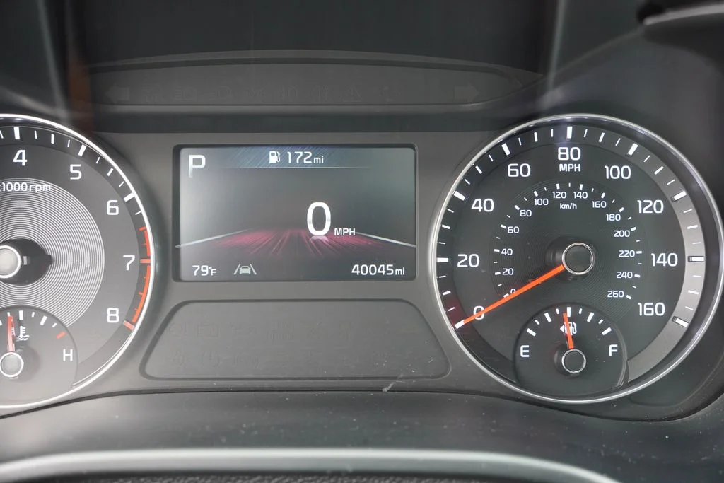 Used 2024 Snow White Pearl Kia GT-Line image 7