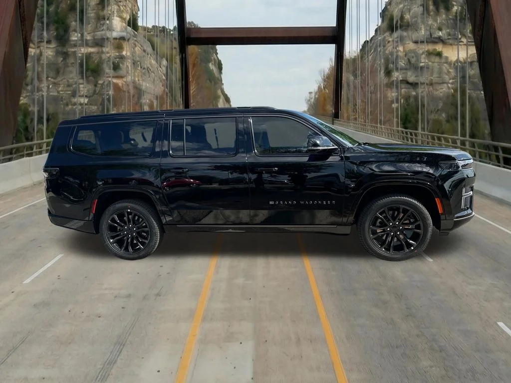 New 2026 High Gloss Black Exterior Paint Jeep Summit Reserve image 11