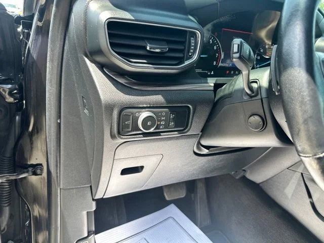 Used 2020 Black Ford Limited image 38