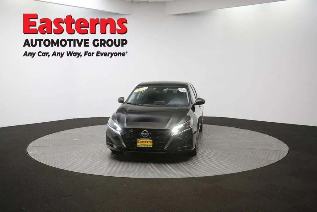 Used 2024 Black Nissan 2.5 SV image 51