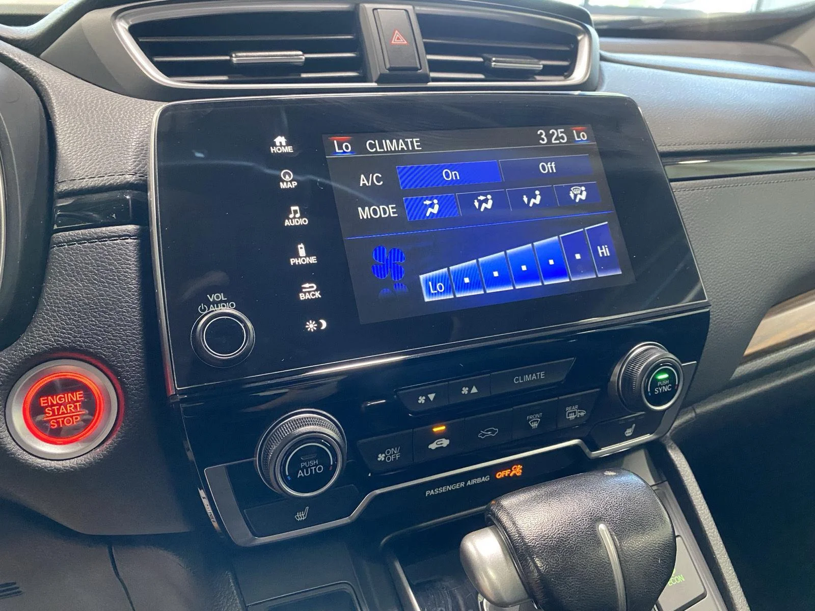 Used 2019 Modern Steel Metallic Honda Touring image 28