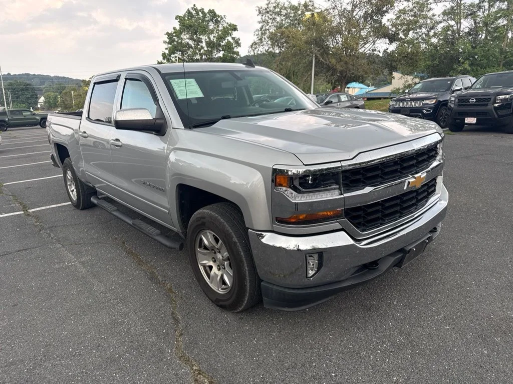 Used 2018 Silver Chevrolet LT image 1