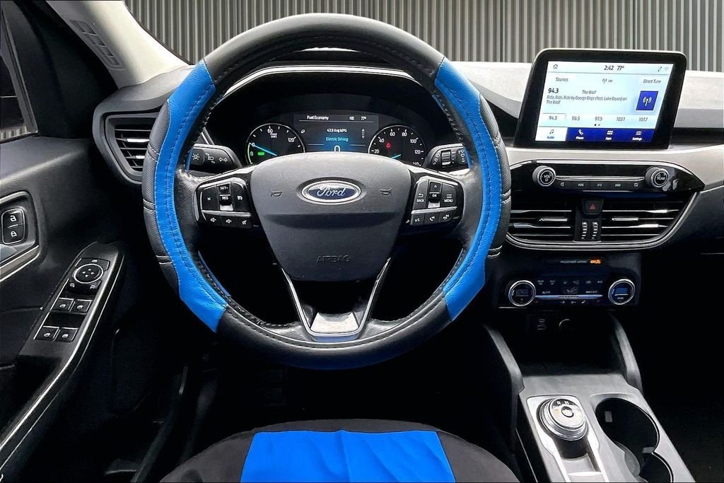 Used 2021 Blue Ford SEL image 6
